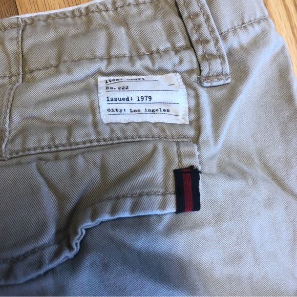 Vintage Y2k Adam Levine Tan Cargo shorts Sz Men’s 40 - Picture 4 of 5